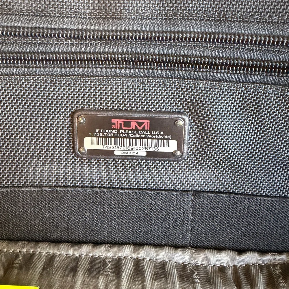 vintage tumi ballistic nylon laptop briefcase in classic black